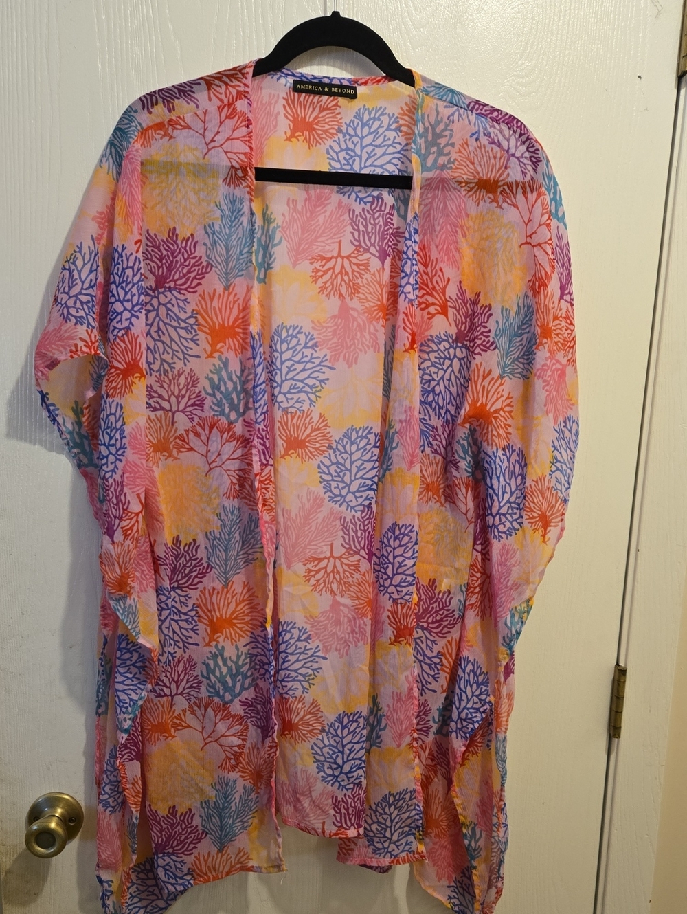 America & Beyond Pink Multicolor Coral-Print Kimono - L12